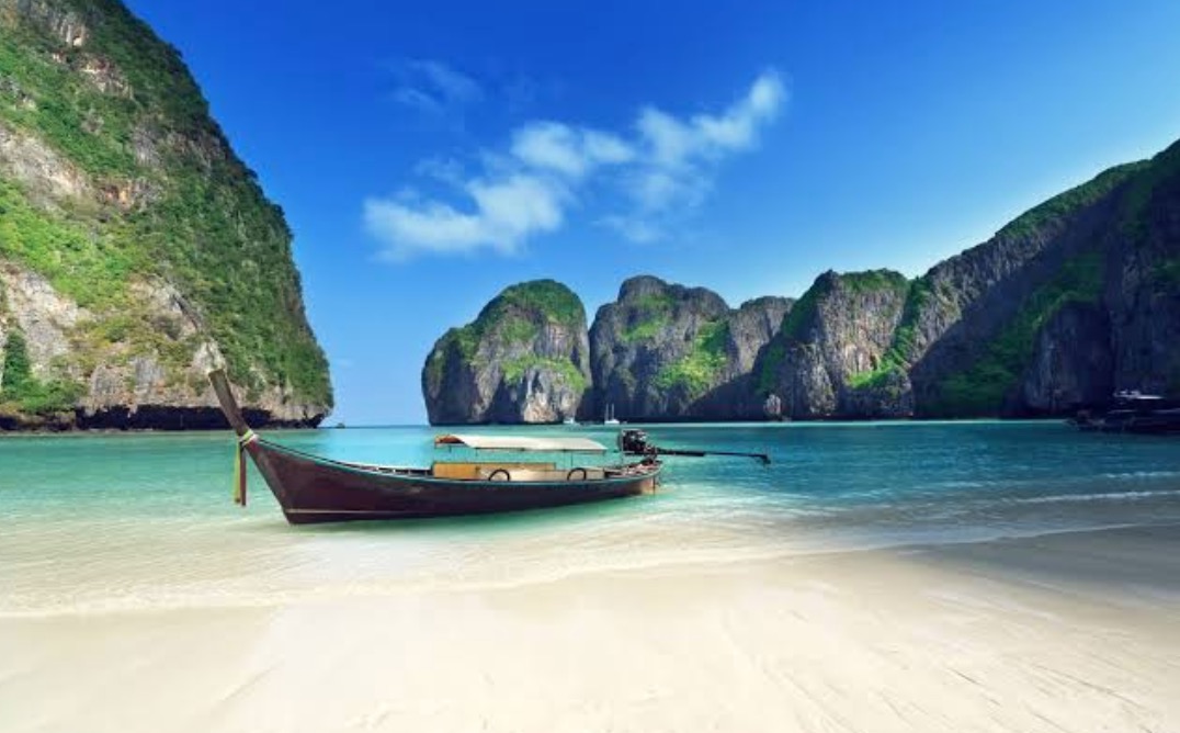 タイの秘密の楽園！ピピ島の特徴と行き方を大紹介！